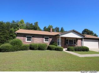 104 N Johnson St, Landrum, SC 29356