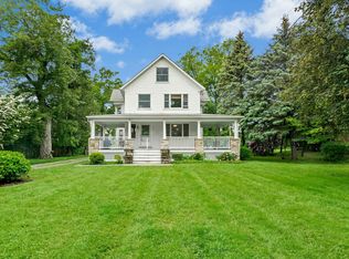 290 Soundview Ave APT 1, Stamford, CT 06902