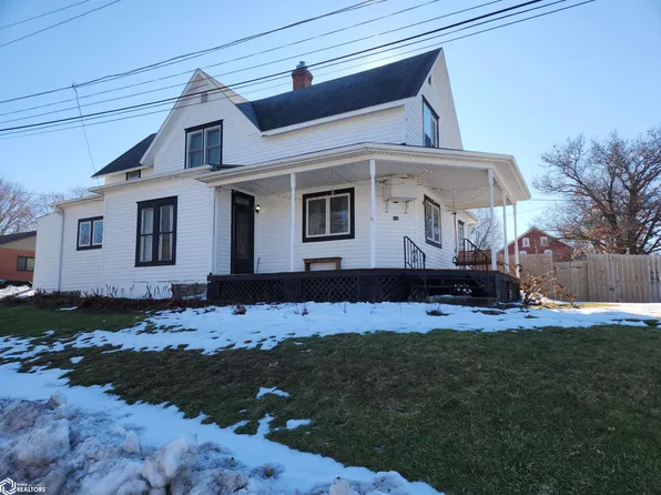 702 S Main St, New Sharon, IA 50207