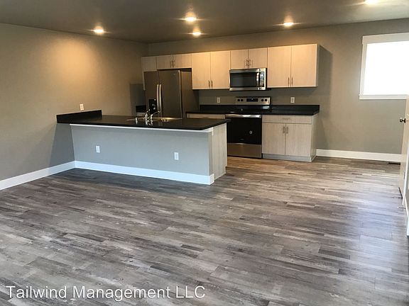 2nd image of 3109 Colton Blvd #2
