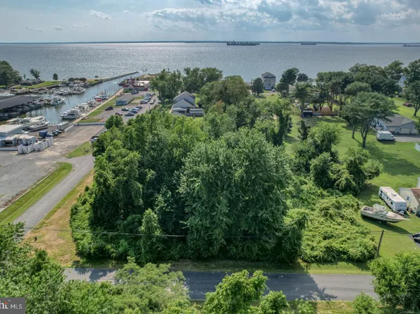 Allen Ave, Stevensville, MD 21666