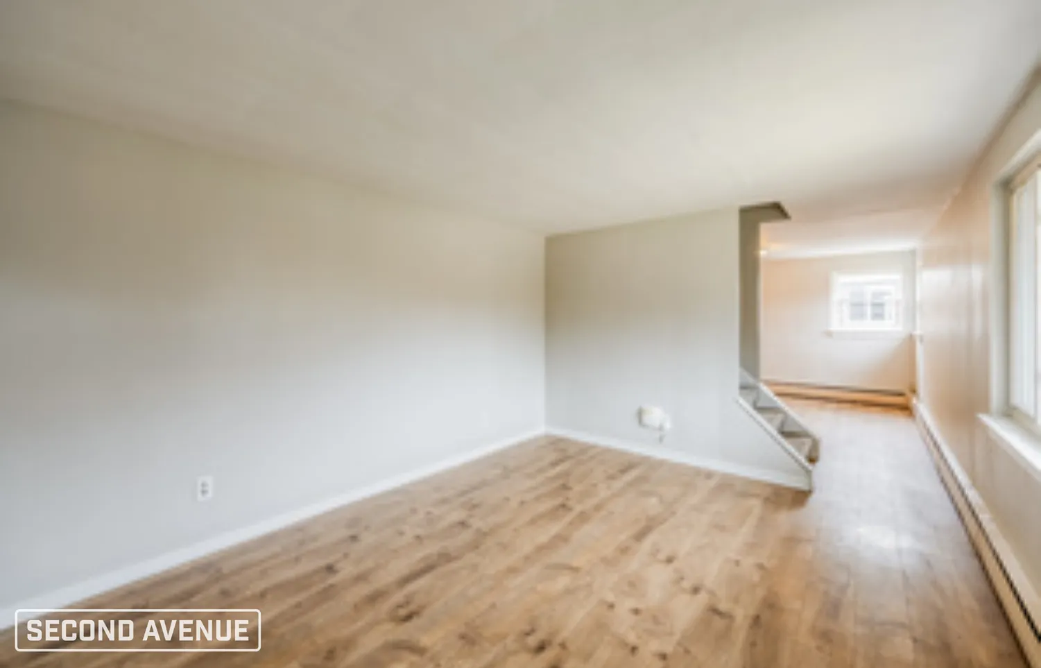 3 bed, 2.0 bath, 1637 sqft, $1,595 — Photo 3