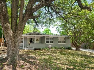 604 Elm St, Hurst, TX 76053