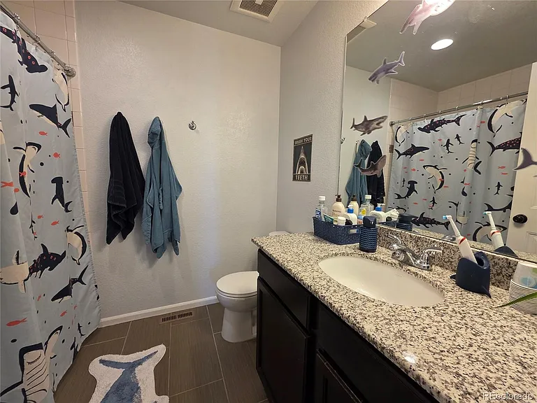 8269 Cypress Wood Dr — Photo 22