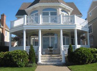 14 Union Ave, Spring Lake, NJ 07762