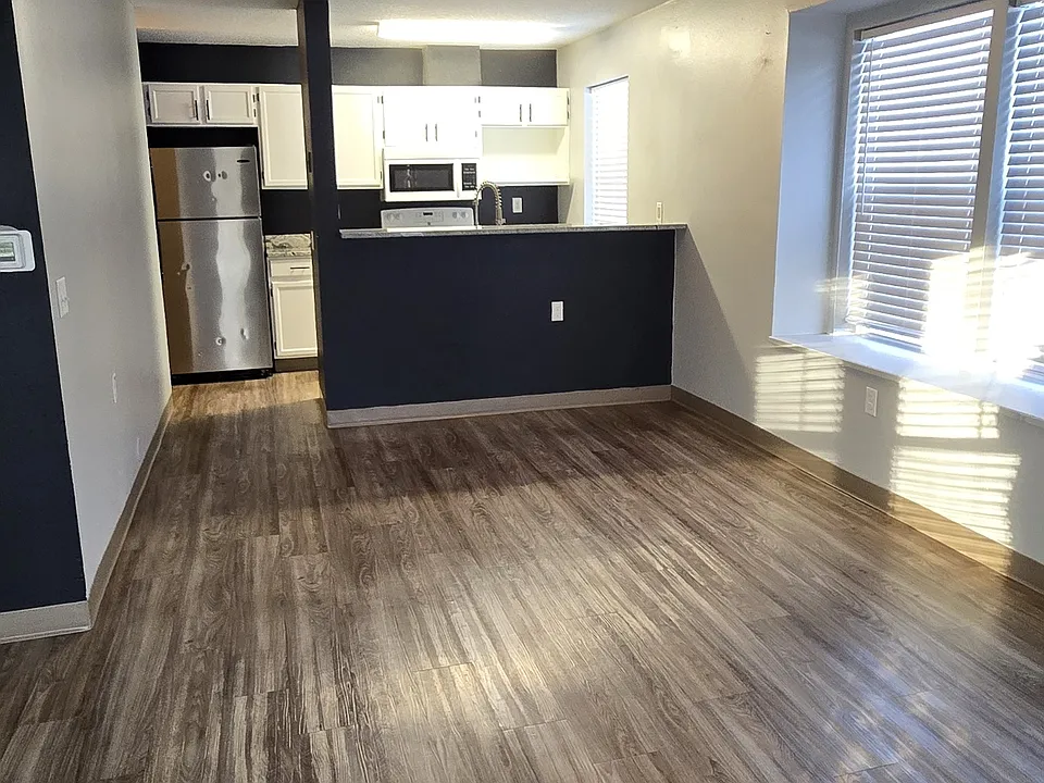 260 Frenn Ave