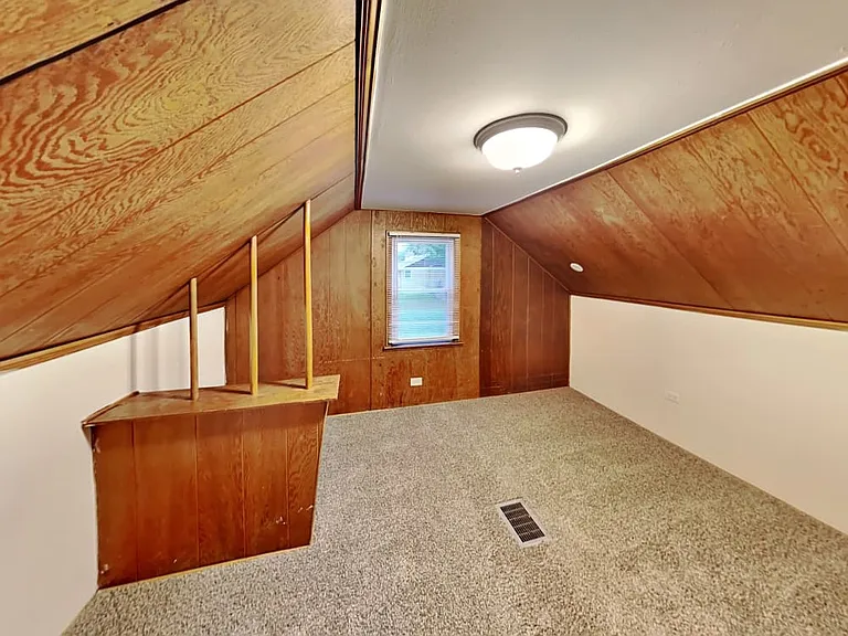 10800 S Tripp Ave — Photo 6