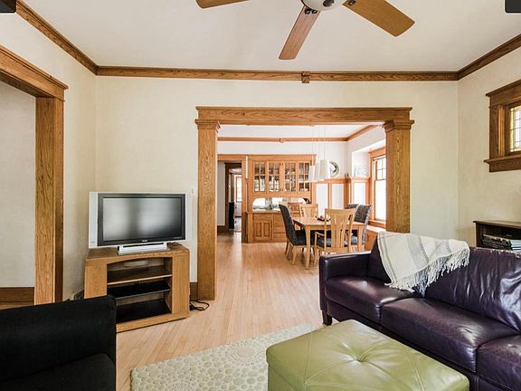 5th image of 2954 N Frederick Ave #2954