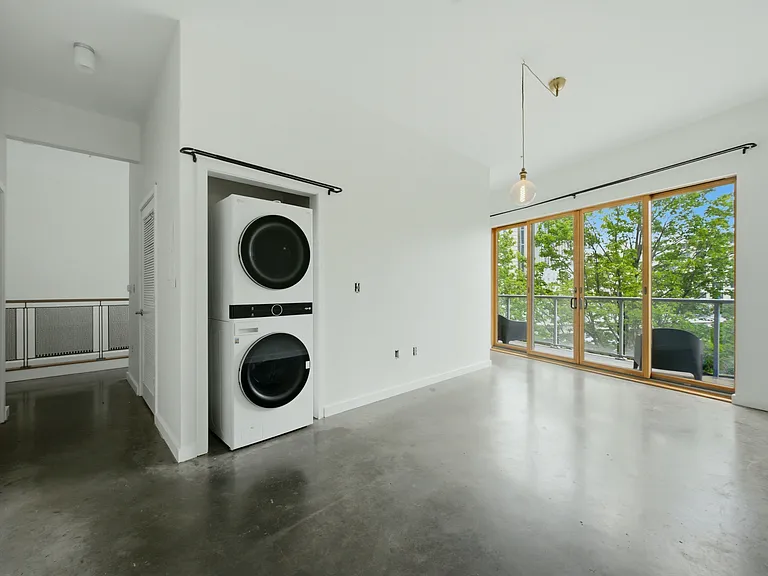 333 Nelson St SW #225 — Photo 9