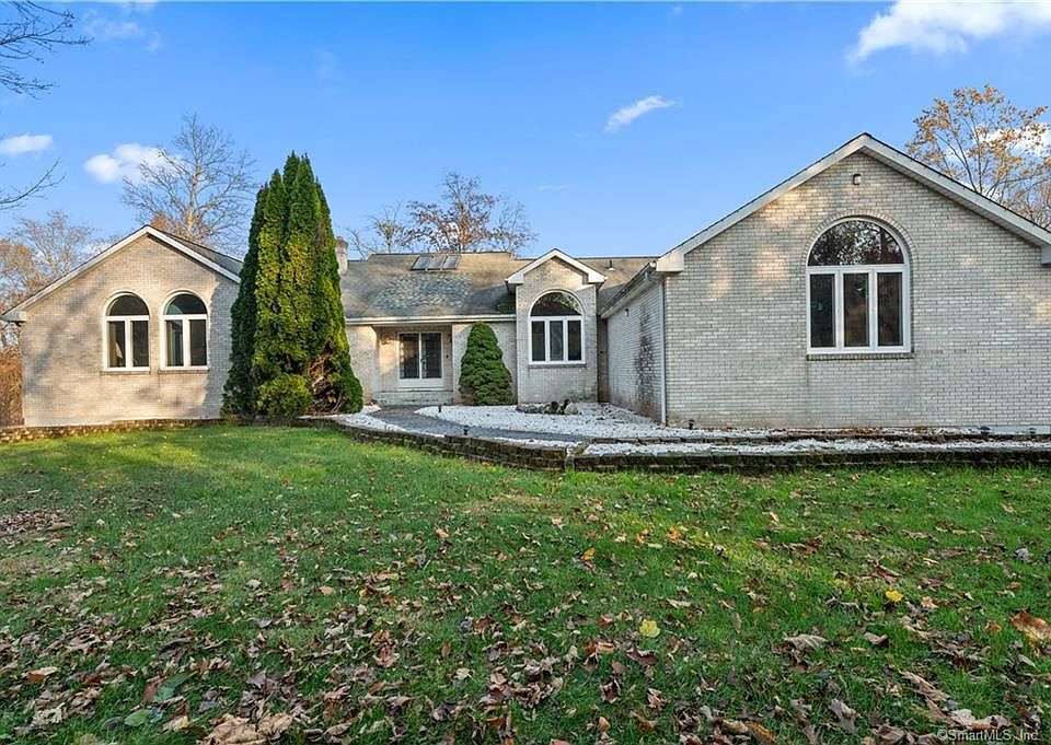 141 Oxbow Ln, Northford, CT 06472 MLS 170607811 Zillow