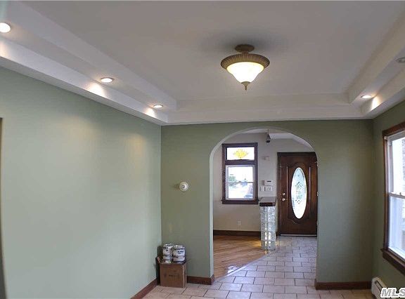 3rd image of 35 Munson Pl