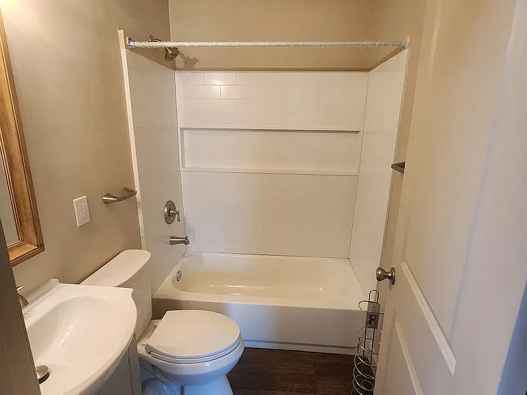 535 Azalea St — Photo 11