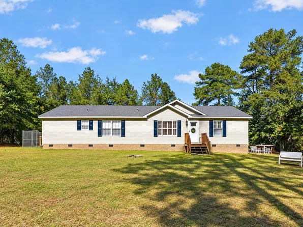 206 High Hill Farm Ct, Saint Matthews, SC 29135