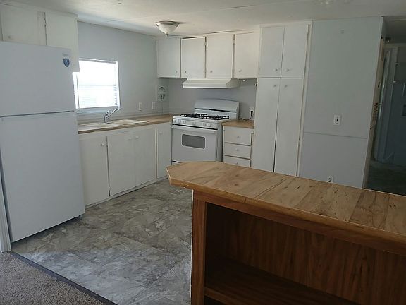 4th image of 130 S Suncoast Blvd