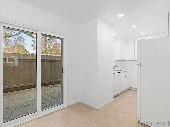 5th image of 7761 Camino Glorita