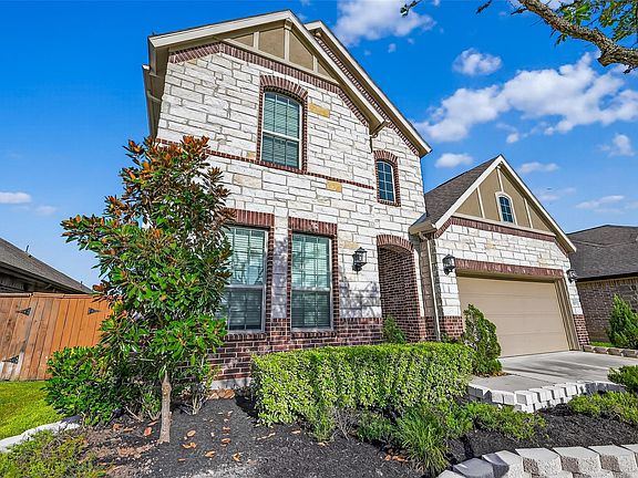 3rd image of 10519 Forfar Ln
