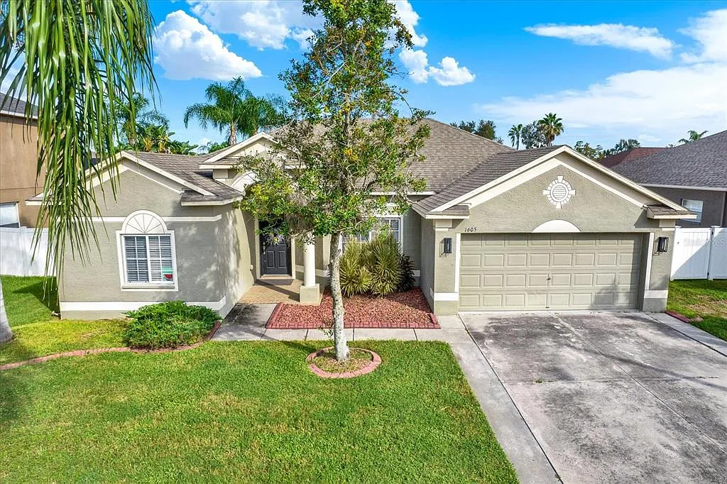 4 bed, 3.0 bath, 2312 sqft, $2,950 — Photo 2