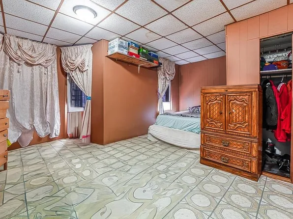 113 34th Street image 17 of 17