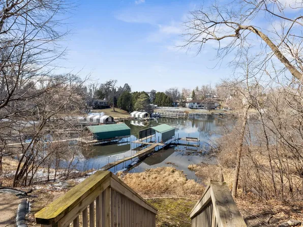 3535 Ivy Pl, Wayzata, MN 55391