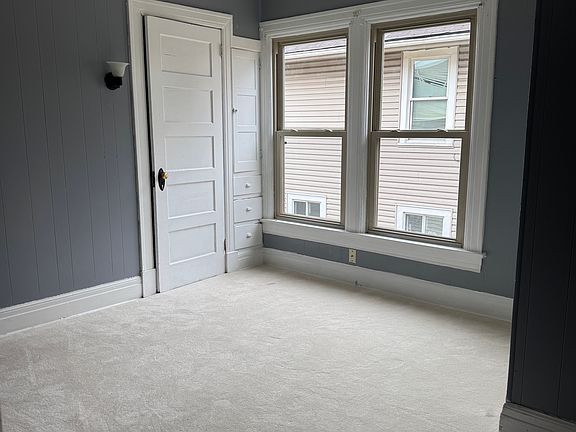2nd image of 1403 Highland Ave #1403