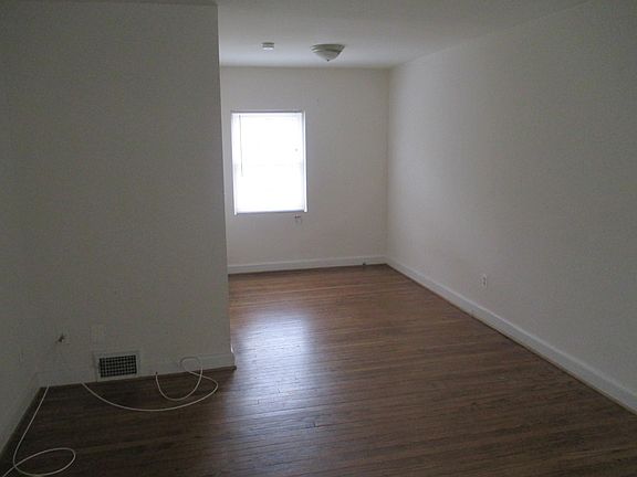 4th image of 405 Mount Vernon Ave