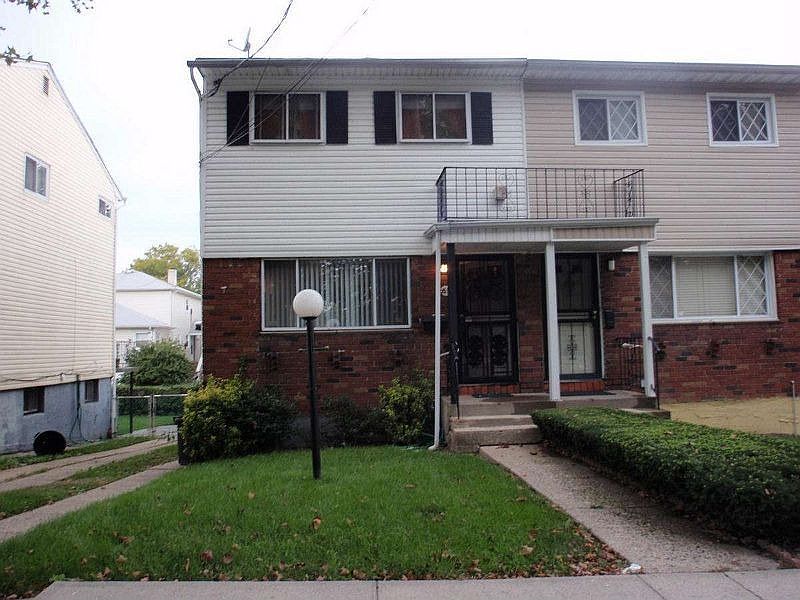 1st image of 15551 Foch Blvd