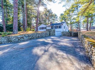 301 N Meadow St, Carver, MA 02330