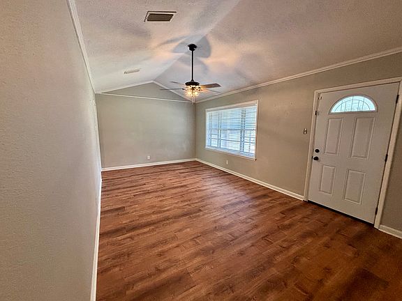 2nd image of 4008 Western Cir
