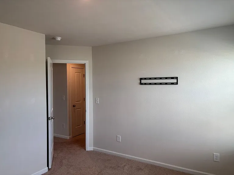 329 Aniston Ln — Photo 20