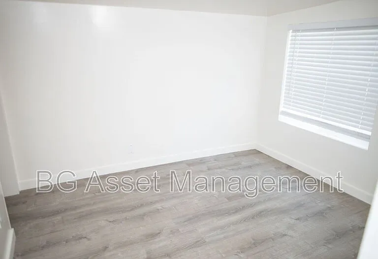 859 California Blvd #A — Photo 17