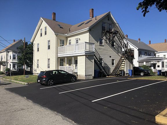 3rd image of 89 Cushing St