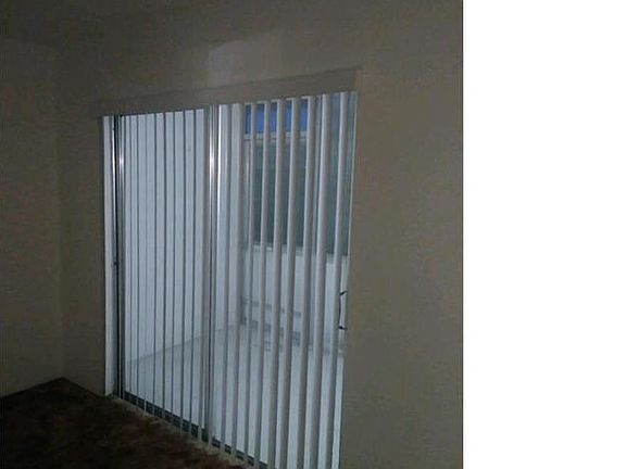4th image of 500 Village Green Cir W APT D118