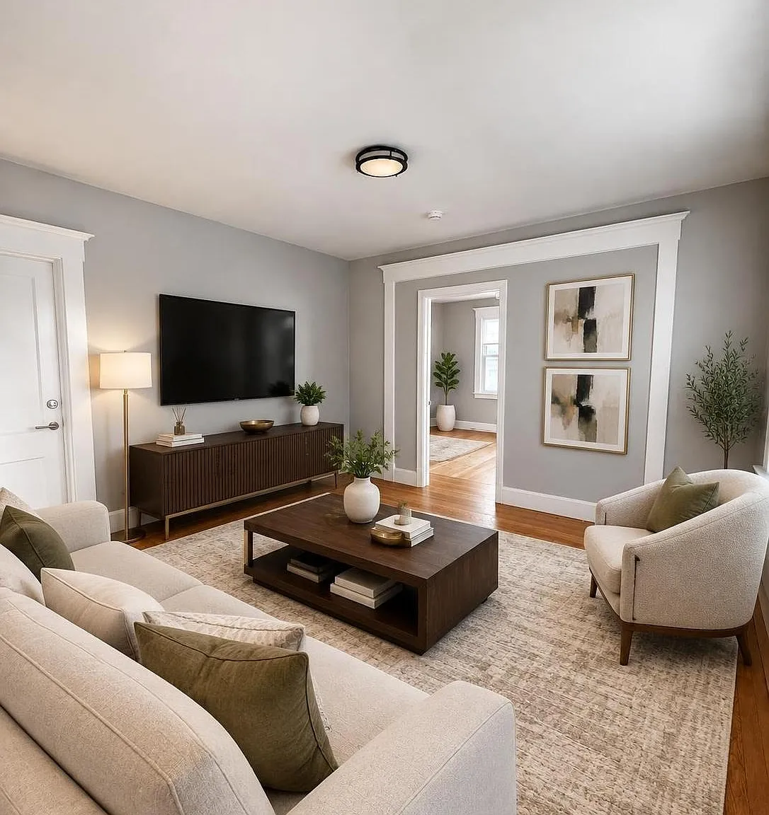 3 bed, 1.0 bath, 2846 sqft, $2,500 — Photo 3