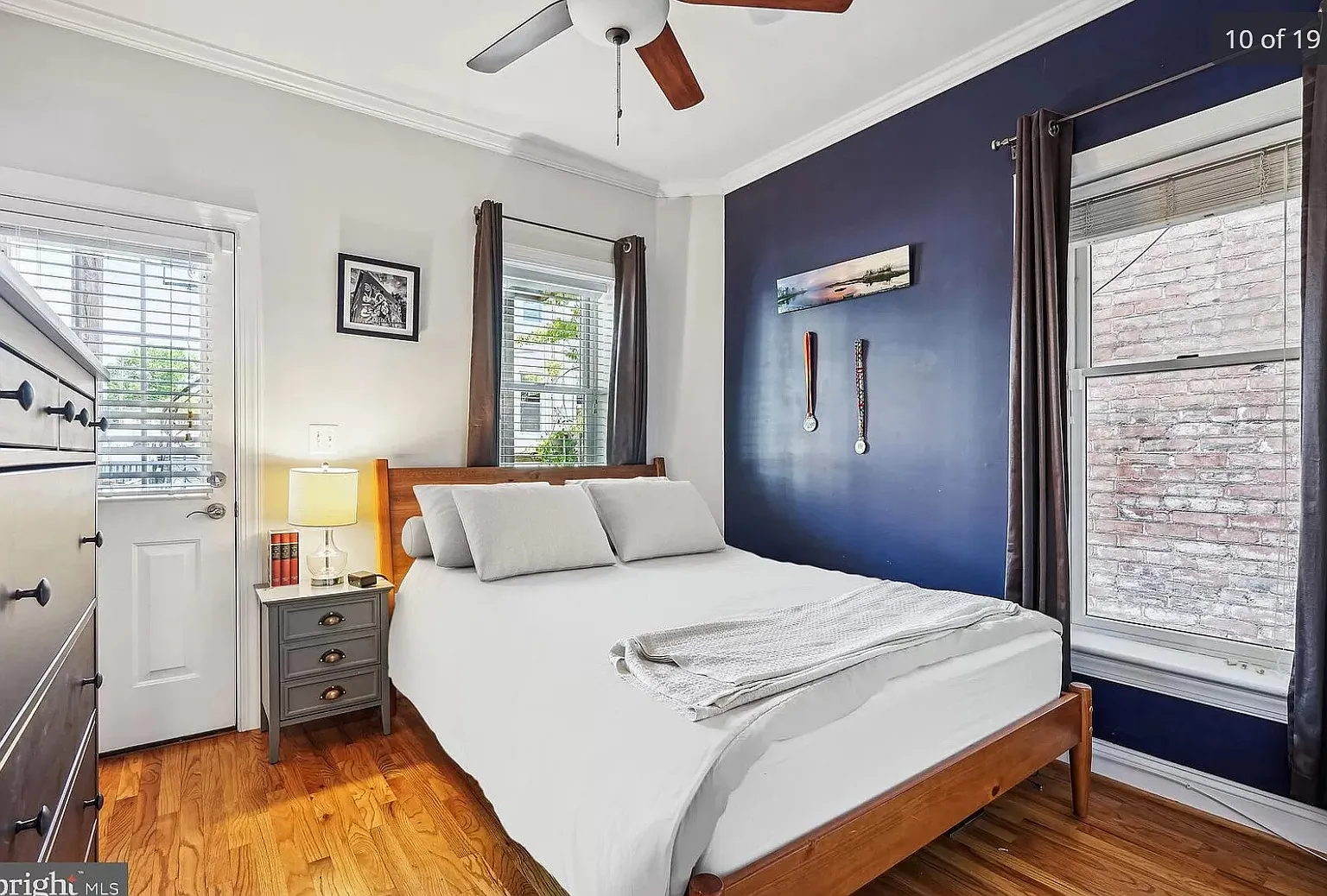 2 bed, 1.5 bath, 807 sqft, $2,850 — Photo 3