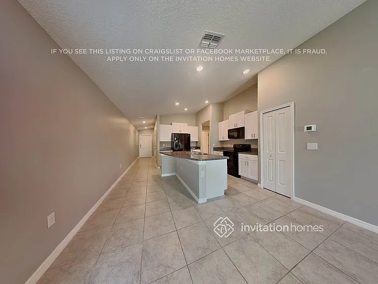 7112 Paradise Island Ct — Photo 7