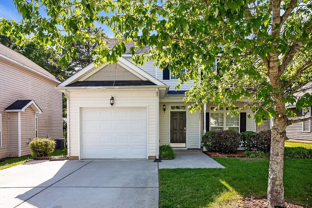 3 bed, 3.0 bath, 1640 sqft, $2,830 — Photo 1