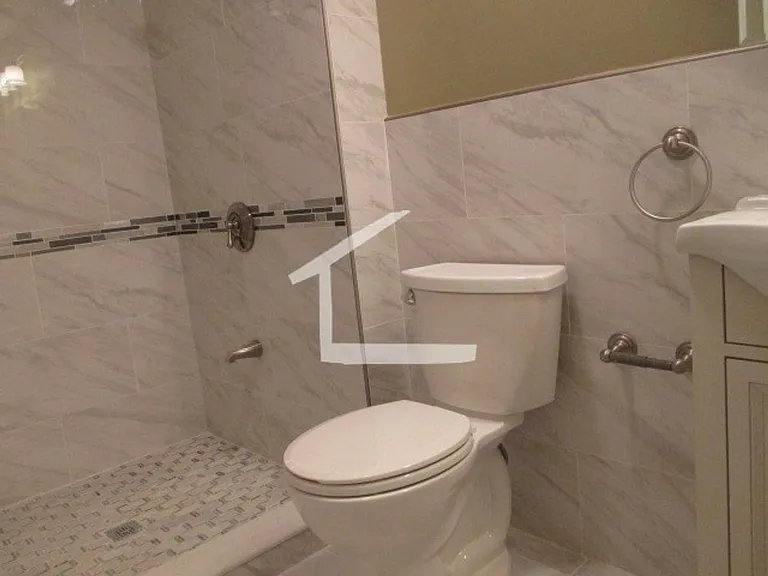 1885 Beacon St #A2 — Photo 10