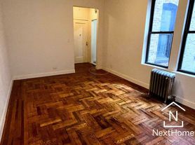 3084 34th St, Astoria, NY