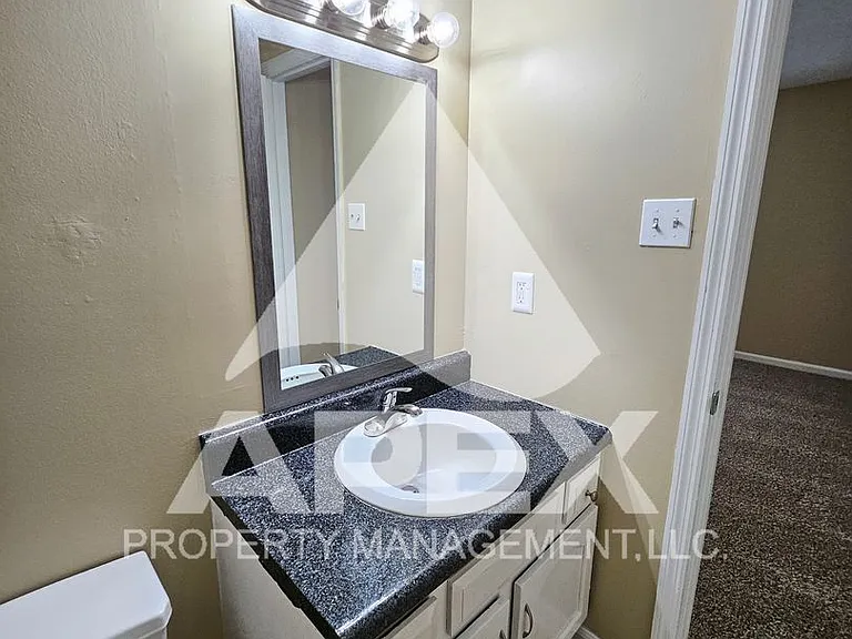 9024 Countryside Ln — Photo 18