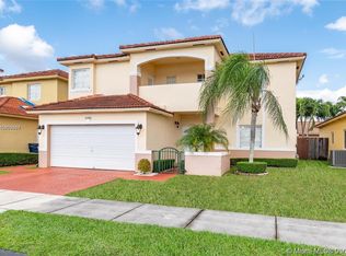 15981 SW 54th Ter, Miami, FL 33185