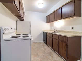 Garfield Park Apartments, Fraser, MI 48026