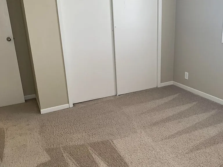 Superior Place Apartments — Photo 52