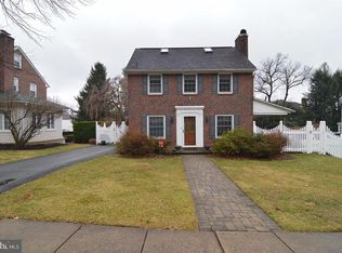 44 Park Rd, Reading, PA 19609