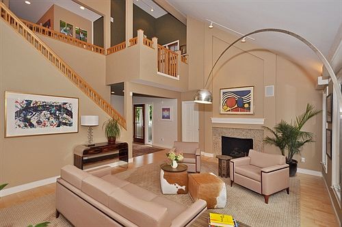 Living Room w/Fireplace