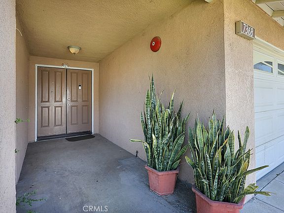 3rd image of 7368 Kamloops Ave