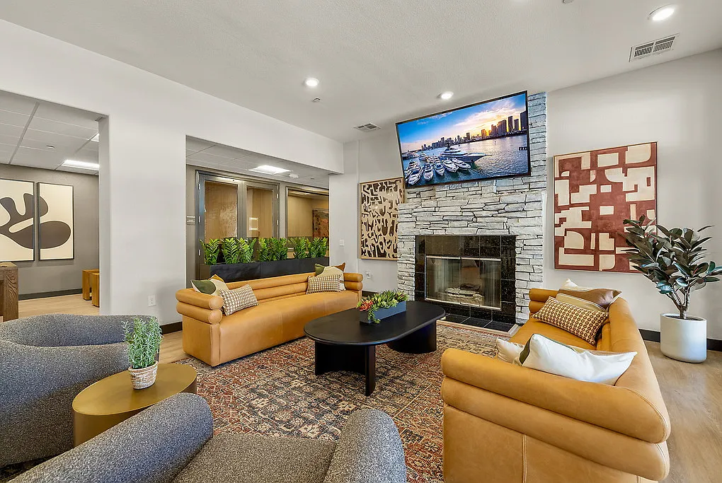 Carmel Creek — Photo 4