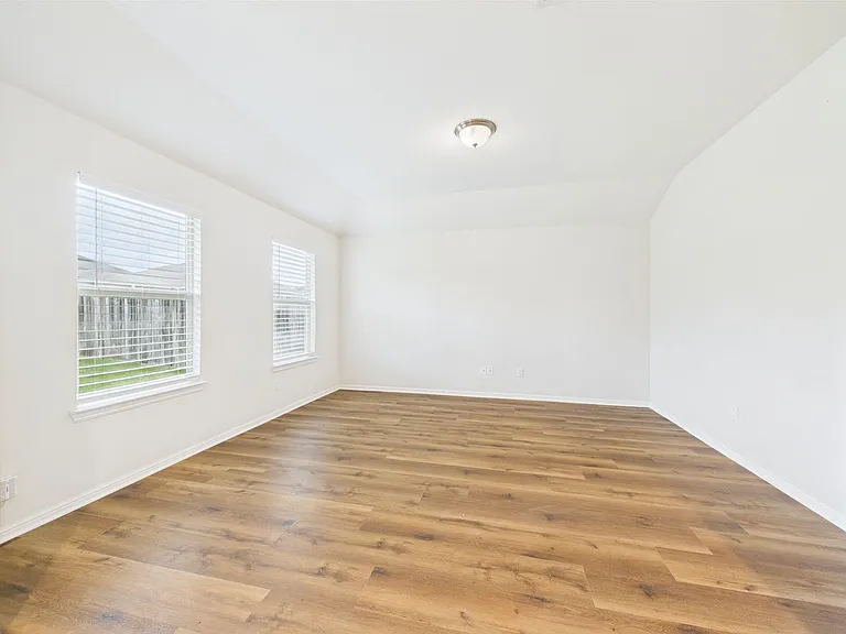 9345 Herringbone Dr — Photo 15