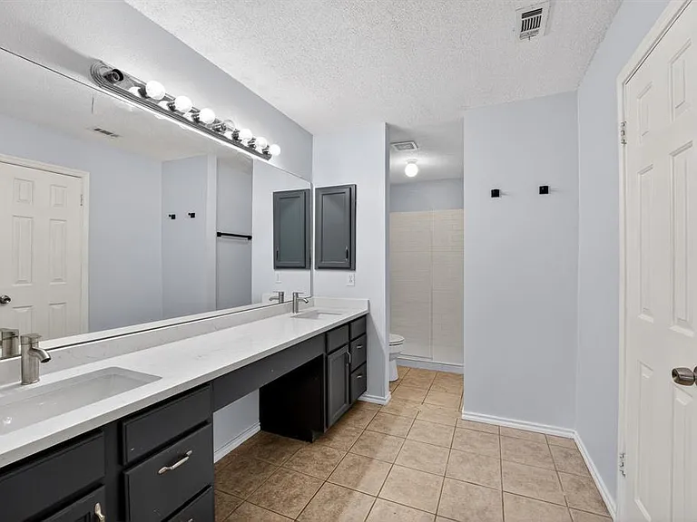 8409 Nairn Dr — Photo 21