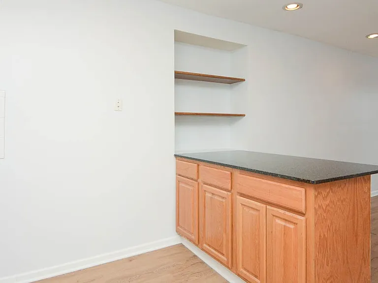 2347 W 24th Pl #FG — Photo 5