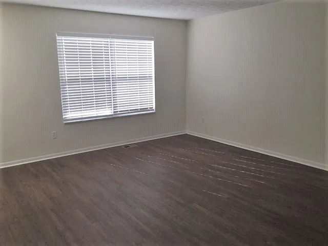 7722 Brunfield Dr — Photo 5